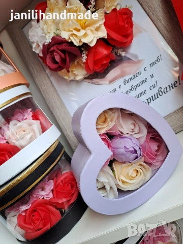 Рамки с рози, цветя пластичен сапун, кутии, снимка 15 - Подаръци за мъже - 53745555