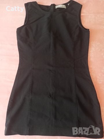 Черна рокля , снимка 2 - Рокли - 48540270