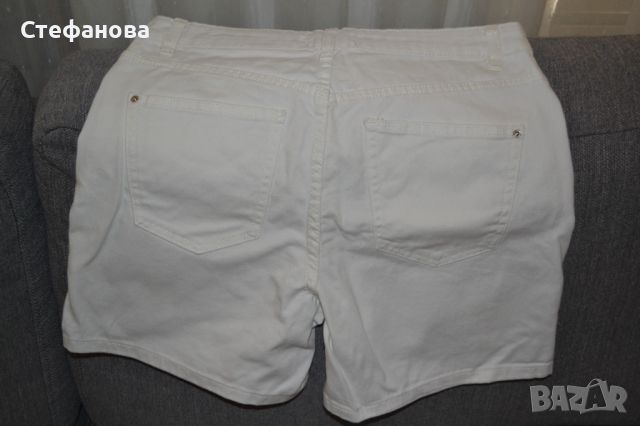 Бели Къси дънкови панталонки Mom fit , снимка 3 - Къси панталони и бермуди - 46333510