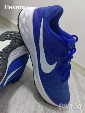 Дамски маратонки Nike