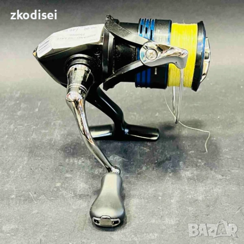 Макара Shimano NEXAVE 2500HG, снимка 2 - Макари - 53493336