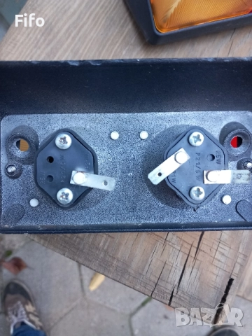 стъкла и тела (основи) за стоп-габарит-мигач на трактор юмз/мтз/т40/т16/т25, снимка 13 - Селскостопанска техника - 49200816