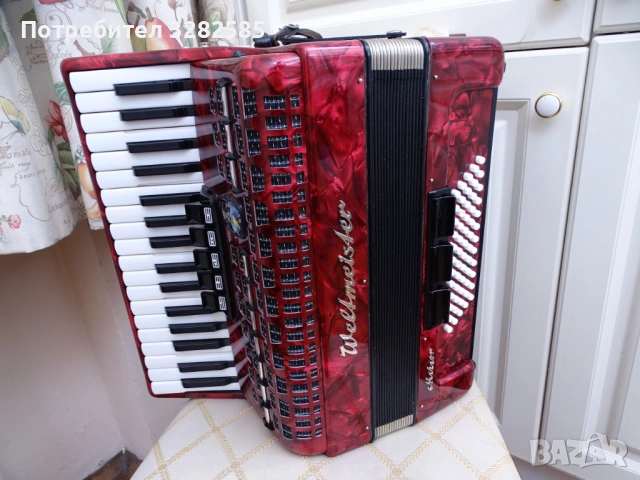 Нов акордеон Weltmeister Meteor 60 баса