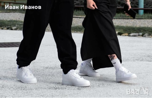 оригинални маратонки  Nike Air Force 1 LE 'Triple White' номер 39,5-40, снимка 3 - Маратонки - 46410726