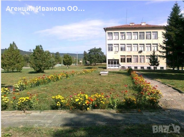 Парцел в регулация с отличен потенциал – с. Садина, община Попово, снимка 3 - Парцели - 54125313