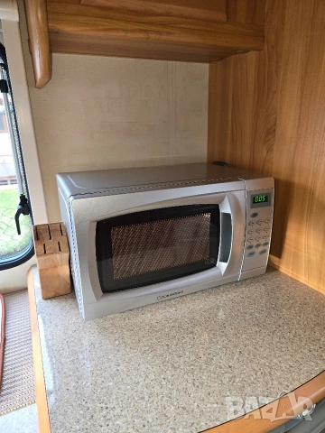 Каравана с климатик FLEETWOOD пет местна , снимка 16 - Каравани и кемпери - 53031348