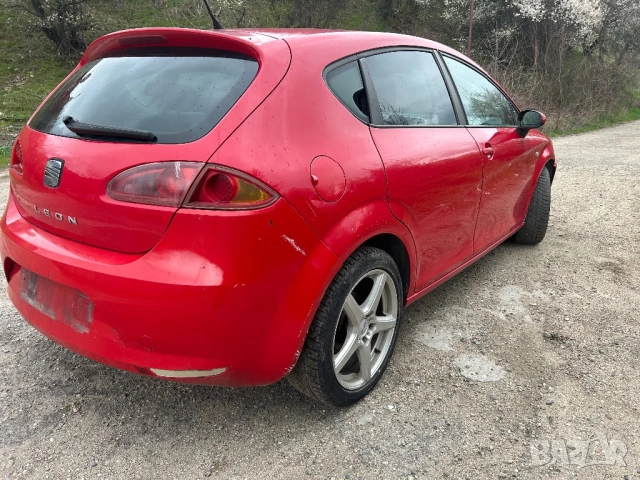 На части Seat Leon 2.0 TDI BKD , снимка 4 - Автомобили и джипове - 54070841