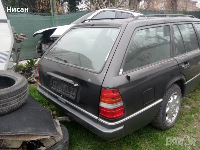 Mercedes-Benz E 300 300 D, снимка 2 - Автомобили и джипове - 49607150