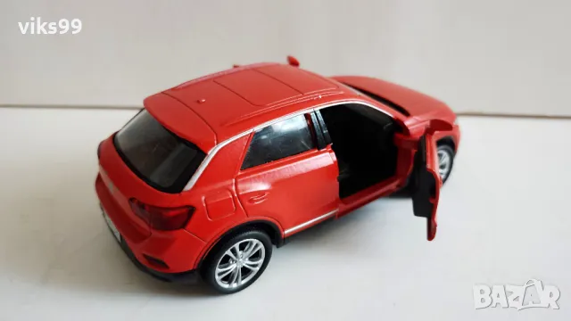  Volkswagen T-ROC RMZ City MAT RED 1:32, снимка 5 - Колекции - 47139133