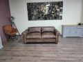 Кафяв кожен диван тройка тип Честърфийлд - Винтидж стил, снимка 1 - Дивани и мека мебел - 45641391