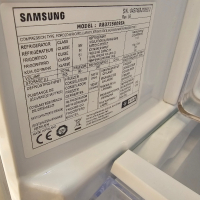 Хладилник Samsung с фризер с 3 чекмеджета Twin Cooling , снимка 7 - Хладилници - 44991255