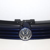 Предна решетка VW Bora (1998-2005г.) предна емблема Бора / 1J5853562, снимка 1 - Части - 45652562