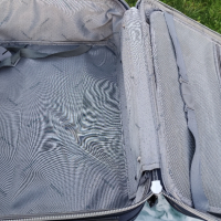 Bonny твърд куфар с две колелца и телескопична дръжка, снимка 6 - Куфари - 44996883