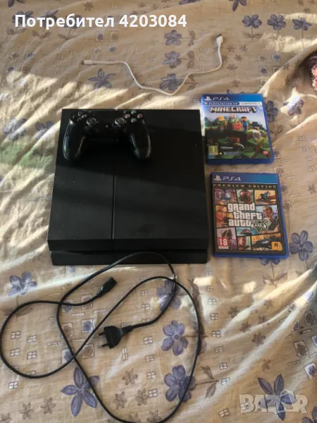 Playstation 4 с minecraft и GTA 5 800gb, снимка 1