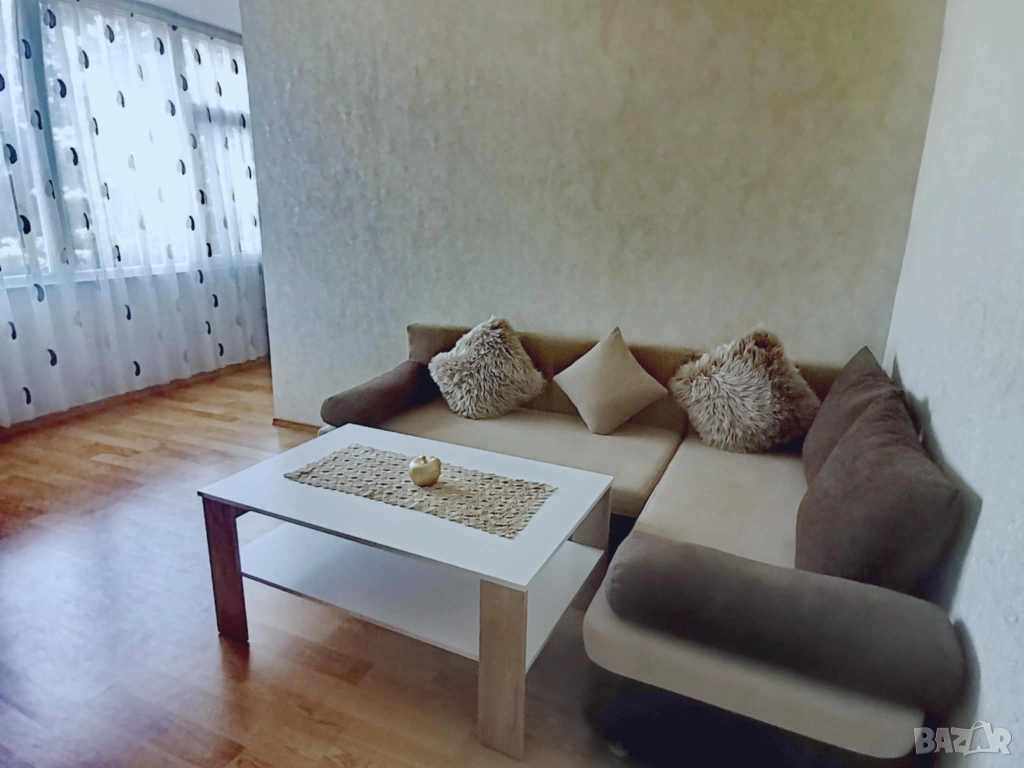 Нощувки в апартамент Център, снимка 1