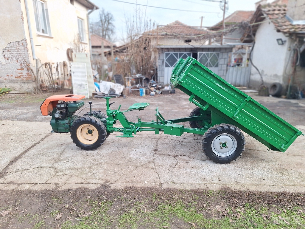 Мотоблок 4х4 с дифер.ремарке 13к.с. Lombardini, снимка 1