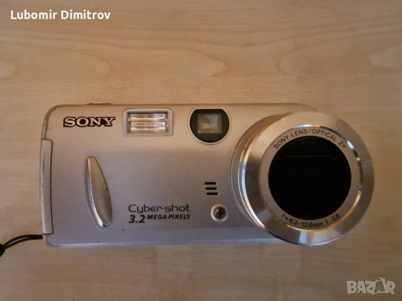 Фотоапарат Sony DSC-P52, снимка 1