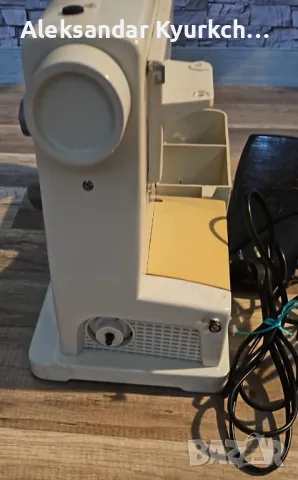 шевна машина Husqvarna Combina 2, снимка 7 - Шевни машини - 50088126