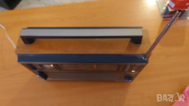 Радиотранзистор Селена, снимка 5 - Радиокасетофони, транзистори - 54120794