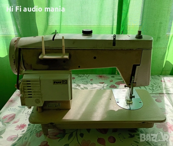 Продавам шевна машина Lucznik 438