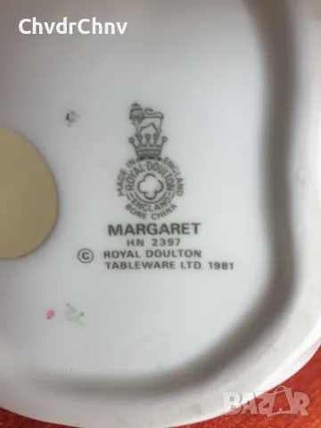 Колекционерска голяма английска порцеланова фигура Royal Doulton Margaret/1981 статуетка 19см, снимка 5 - Колекции - 46942890