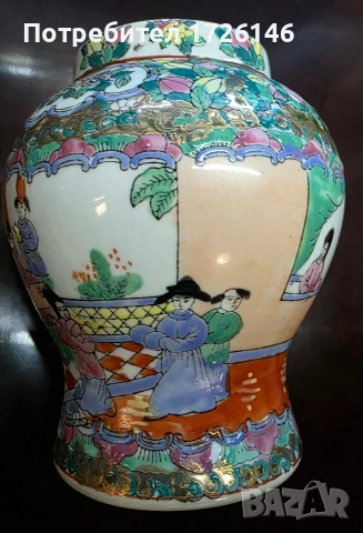 Декоративна китайска порцеланова ваза стил Famille Rose 2 броя– релефна декорация, 14 см, снимка 2 - Декорация за дома - 53778040
