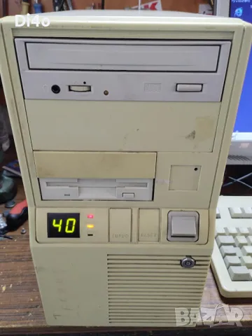 Ретро компютър в изправно състояние., снимка 1