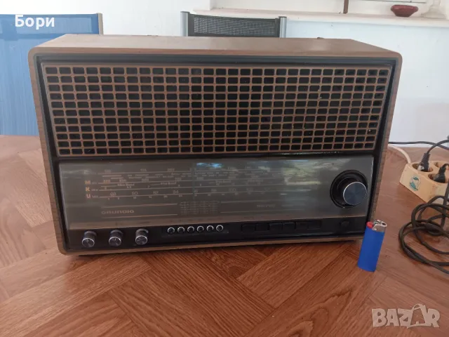 GRUNDIG RF 740 Радио, снимка 1 - Радиокасетофони, транзистори - 47599840