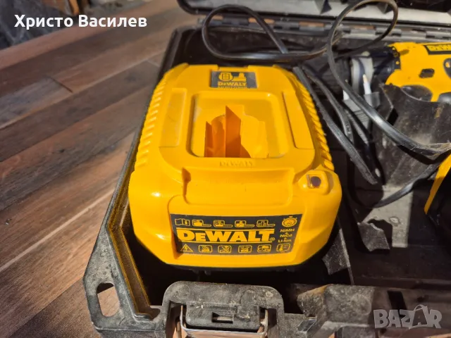 Dewalt винтоверт и перфоратор, снимка 8 - Винтоверти - 47603083