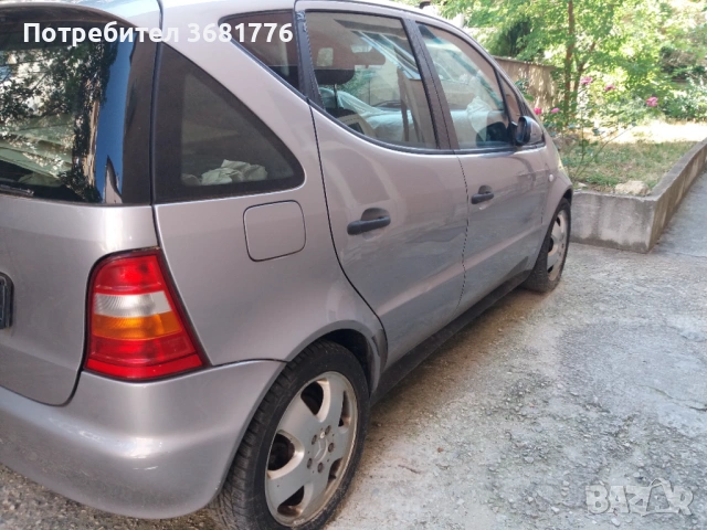 Мерцедес А190, снимка 5 - Автомобили и джипове - 53587601