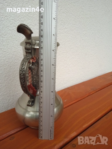 Ретро колекция, Ретро колекция, Кана от калай за вино, замък Schweinsberg Австрия,Родопис,, снимка 9 - Прибори за хранене, готвене и сервиране - 51850339