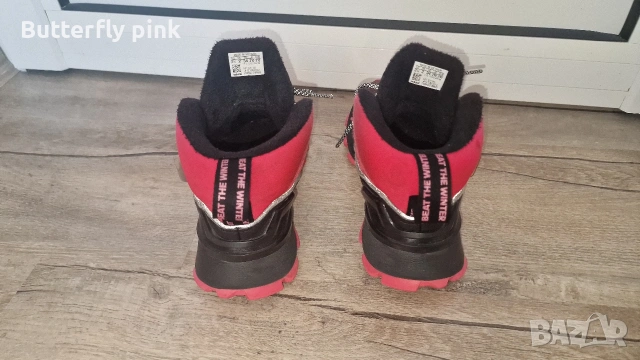 Adidas 34 номер Детски оригинални обувки/боти, снимка 2 - Детски боти и ботуши - 53702978