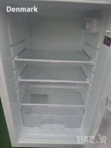 Хладилник с горна камера , снимка 4 - Хладилници - 53385919