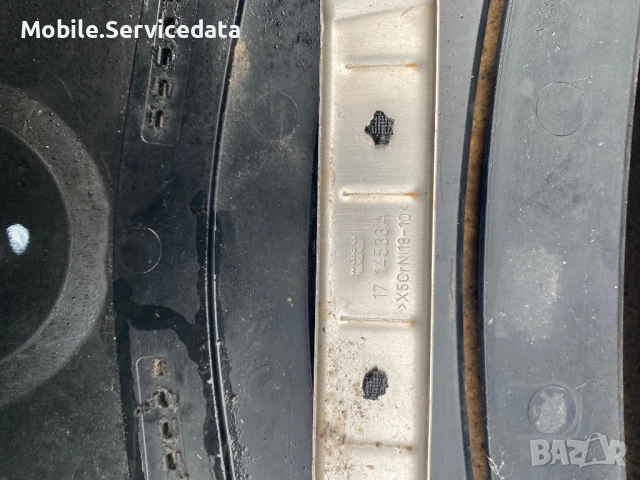 Употребяван капак за двигател за Mercedes-Benz W213, снимка 4 - Аксесоари и консумативи - 53621335