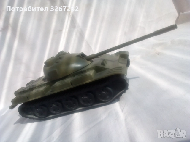 Танк,Съветски,Играчка,Макет,Модел Т-55, снимка 16 - Антикварни и старинни предмети - 52101950