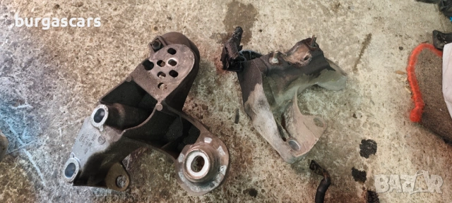 Тампон двигател захват лапа 8E0 199 351C / 8E0 199 352 Audi A4 B7 Avant 1.9-116к.с. BKE