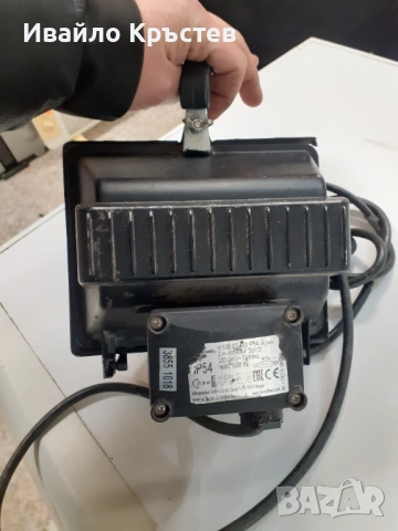 Продавам лампа, снимка 3 - Настолни лампи - 53571662