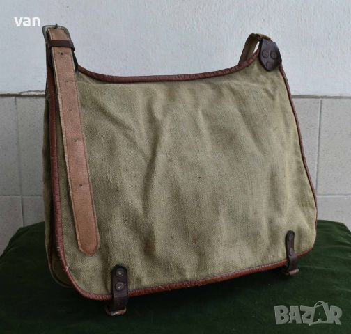 Стара армейска бризентова чанта, снимка 1 - Антикварни и старинни предмети - 46475732
