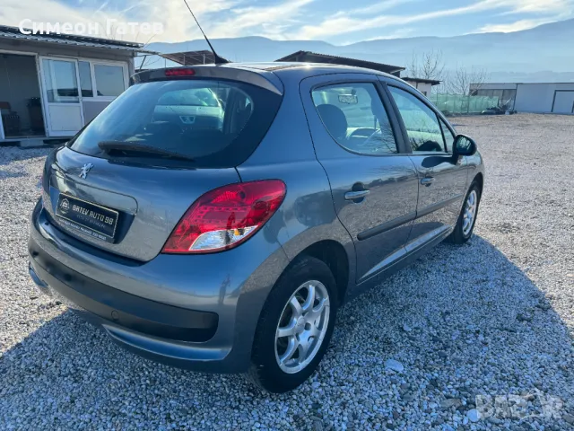 Peugeot 207 1.4 VTI Внос Холандия, снимка 7 - Автомобили и джипове - 48789795