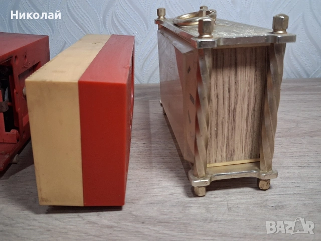 Лот 4 броя електро механични будилници Слава Наири за ремонт части, снимка 13 - Антикварни и старинни предмети - 53618398