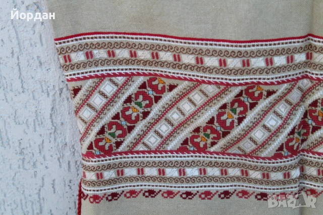 Възглавница с бродерия на ленена панама, снимка 3 - Антикварни и старинни предмети - 50565566