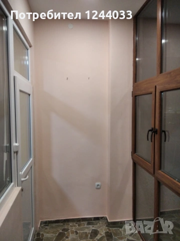 Две стаи + кухненски бокс със статут на апартамент, снимка 2 - Апартаменти - 54245086