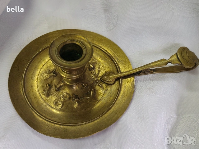 Бронзов настолен свещник "Рефлектор"