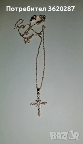 Колие, снимка 2 - Колиета, медальони, синджири - 52630905