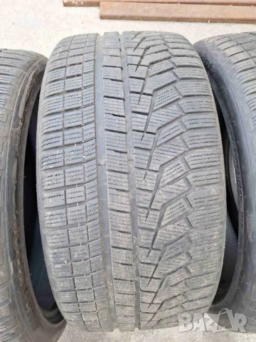 4бр. запазени зимни гуми Hankook 295/35 R23 SUV, снимка 4 - Гуми и джанти - 47871932