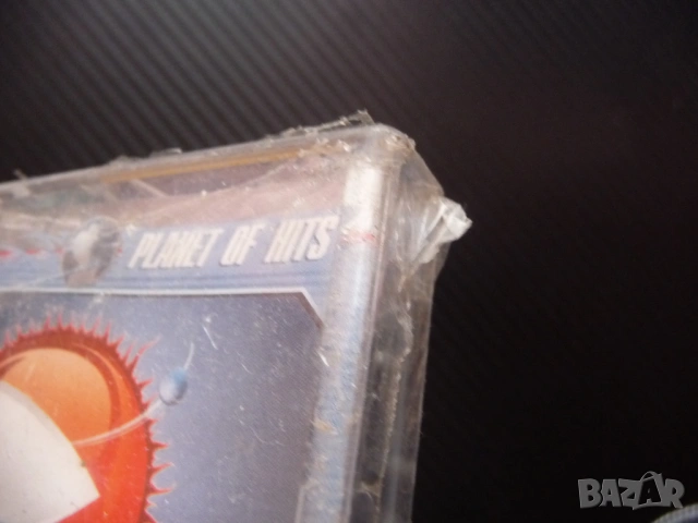Planet of hits Планета на хитовете Мадона Парис Хилтън Шон Пол Джейнс Блър други касета оригинал топ, снимка 2 - Аудио касети - 53229505
