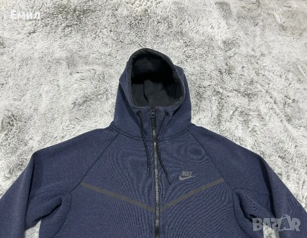 Мъжко горнище Nike Tech Fleece, Размер М, снимка 2 - Суичъри - 47885214