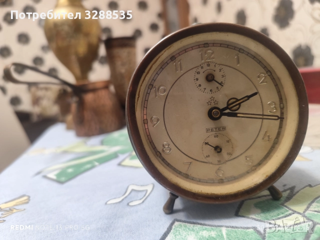 Механичен будилник , снимка 2 - Антикварни и старинни предмети - 52720458