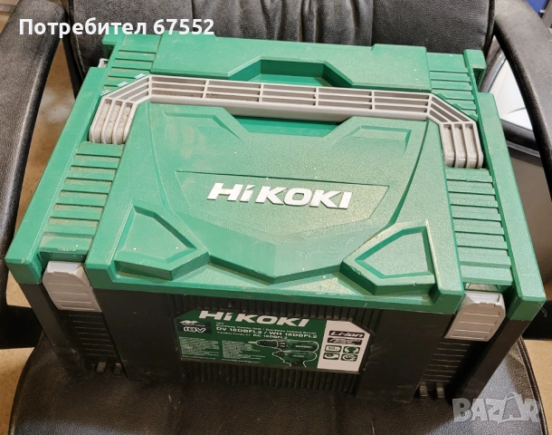 Куфар Hikoki, средно дълбок, цената е крайна!