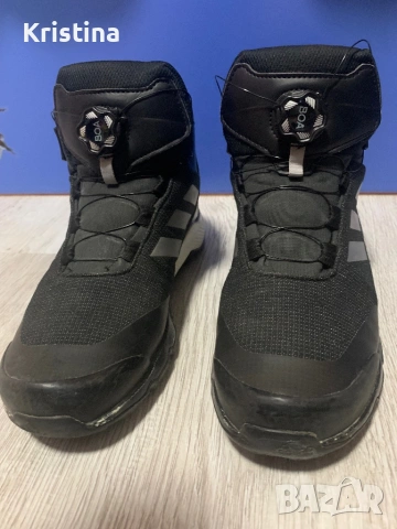 Оригинални боти Adidas terrex, снимка 6 - Детски боти и ботуши - 53696580